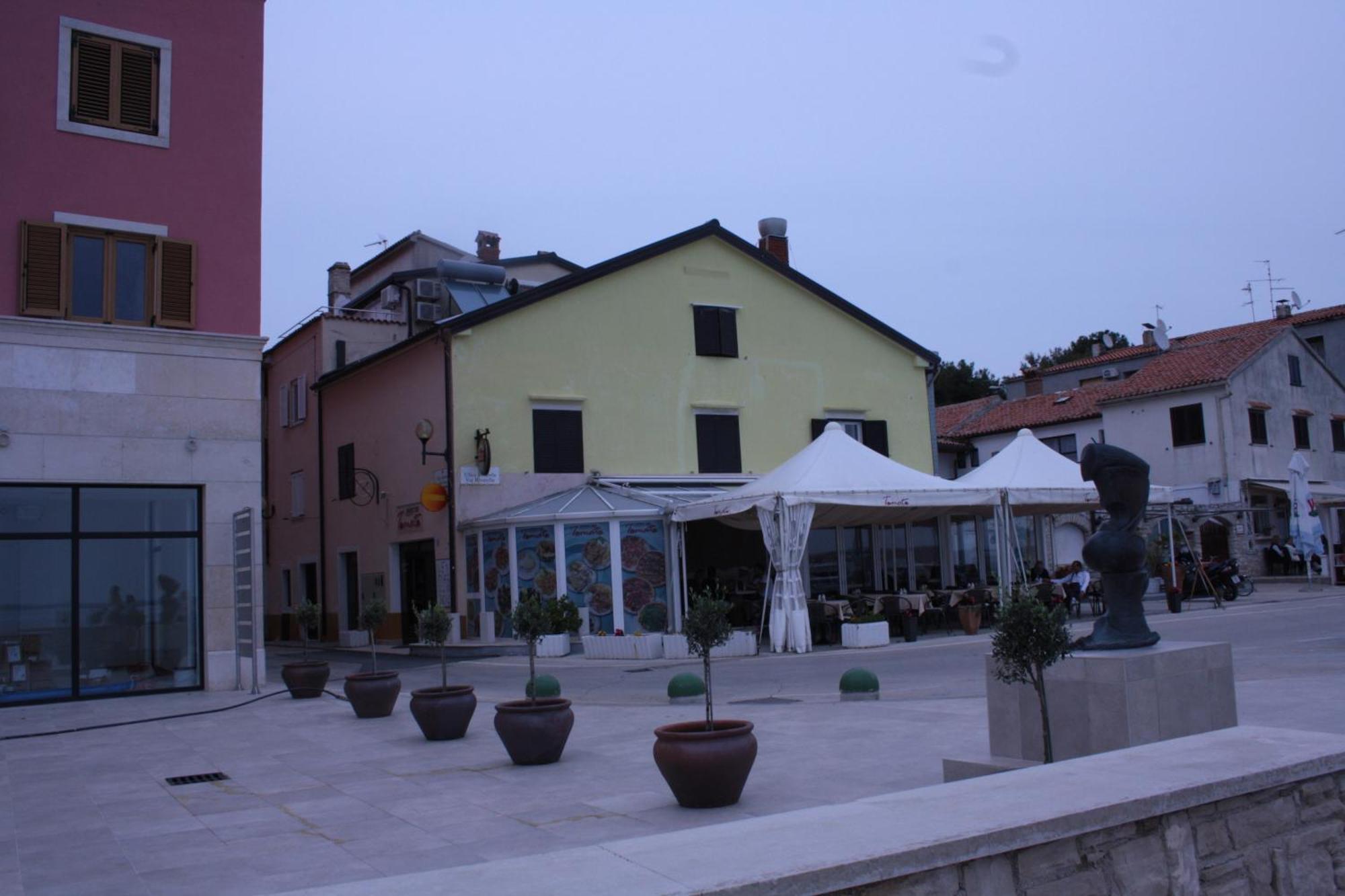 Apartments Tomato Novigrad Istria Eksteriør bilde