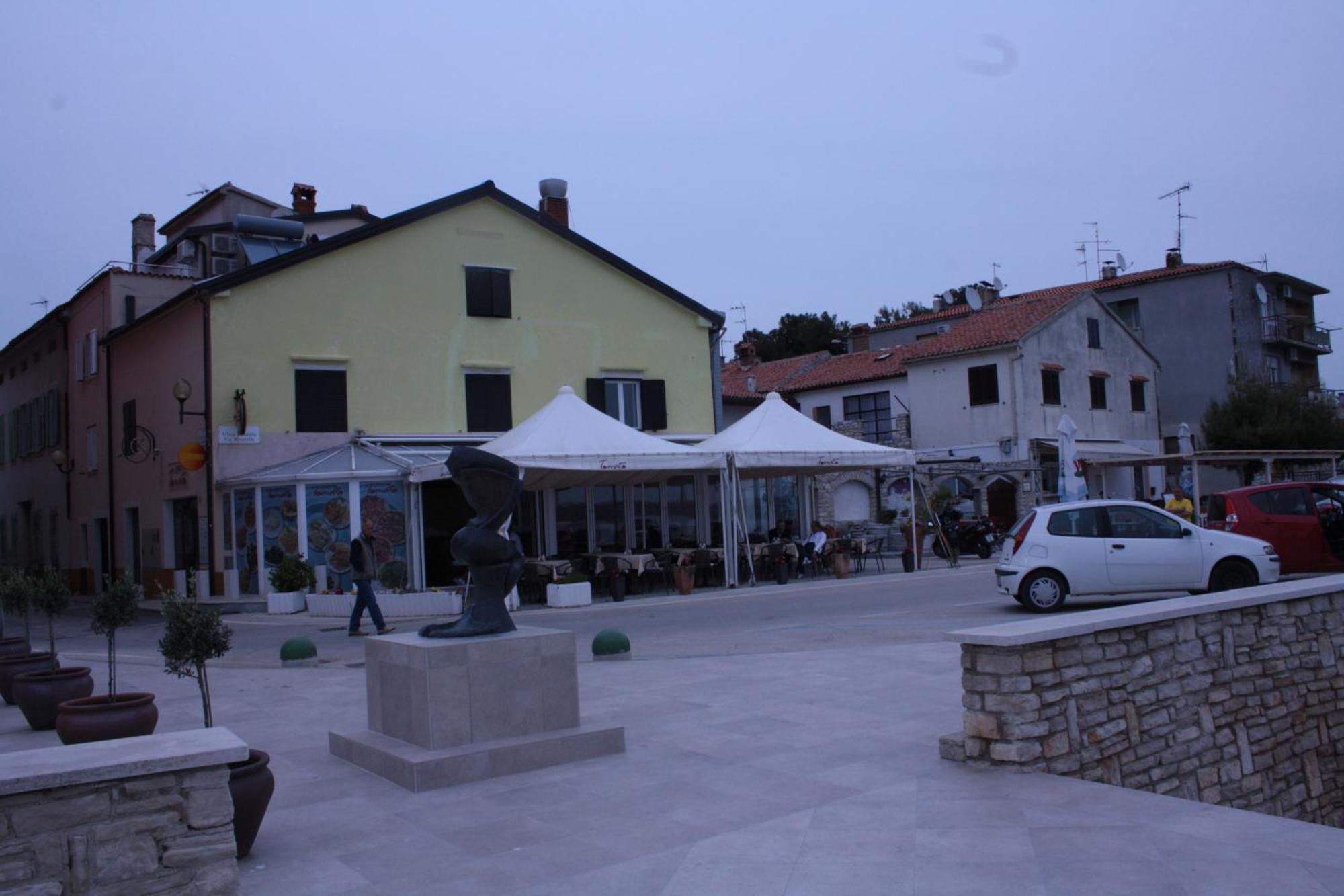 Apartments Tomato Novigrad Istria Eksteriør bilde