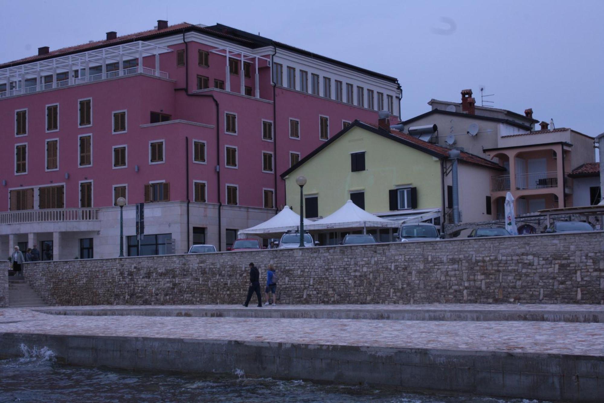 Apartments Tomato Novigrad Istria Eksteriør bilde