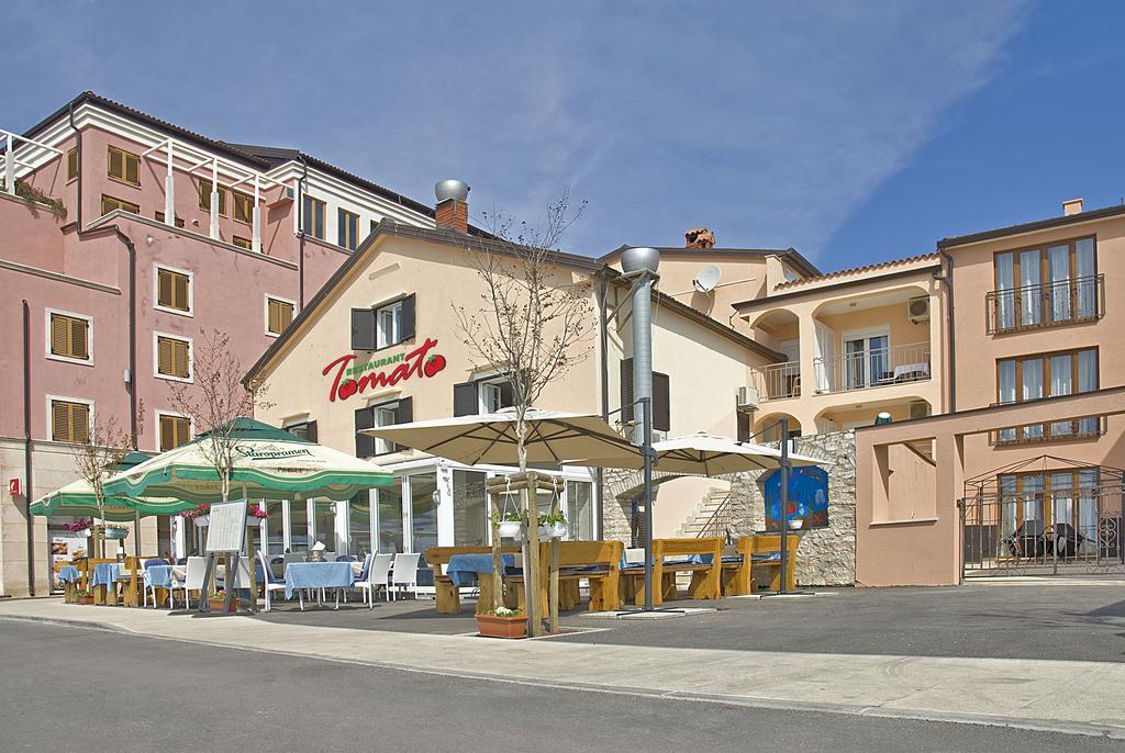 Apartments Tomato Novigrad Istria Eksteriør bilde